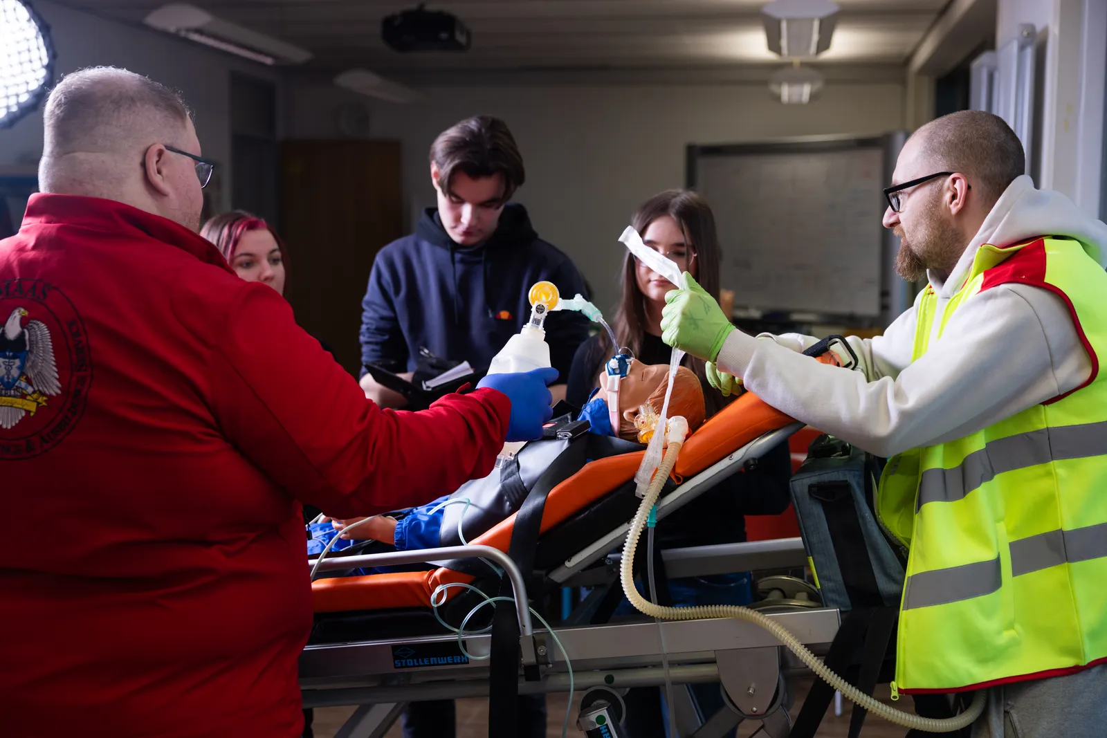 ABC Ambulanz — Krankentransport in Berlin-Spandau, KTW im Einsatz
