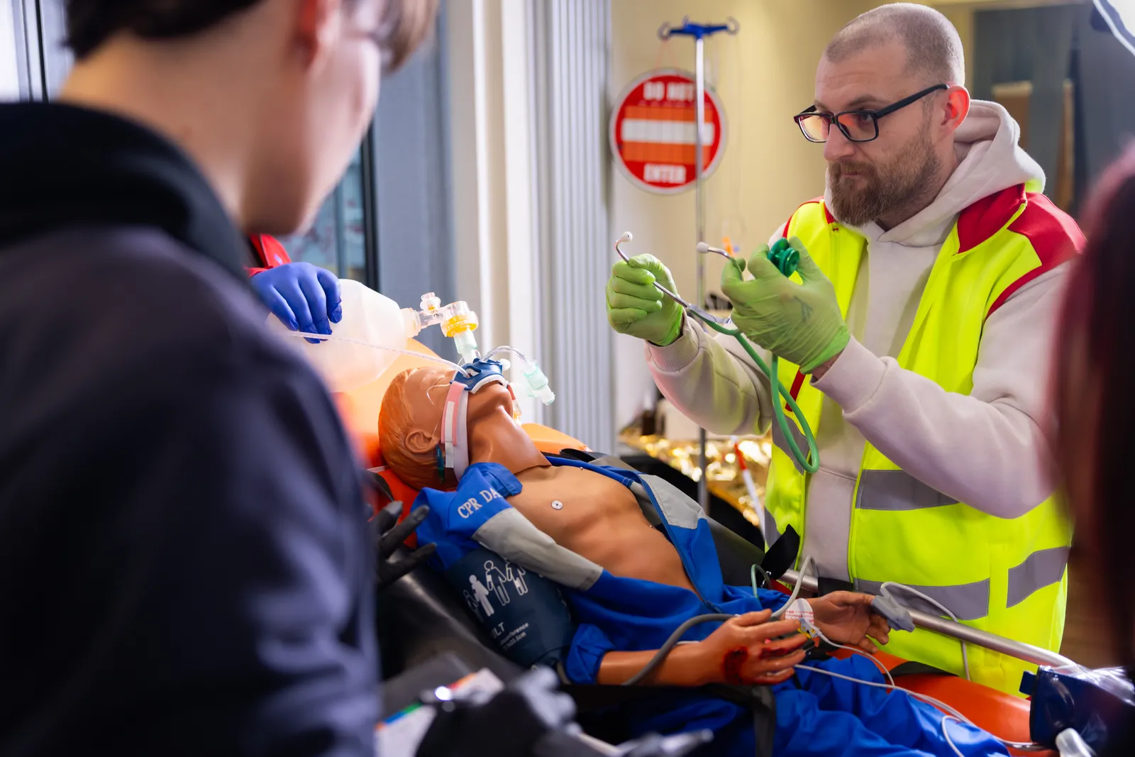 ABC Ambulanz — Krankentransport in Berlin-Шёнеберг, KTW im Einsatz
